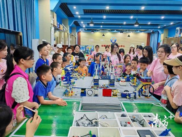 8bcee77ace2042f48b68d59f45d0939a_batchwm.jpg 8bcee77ace2042f48b68d59f45d0939a_batchwm.jpg