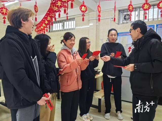 c98f3282cae24496addbf9e7849311d8_batchwm.jpg 无图说