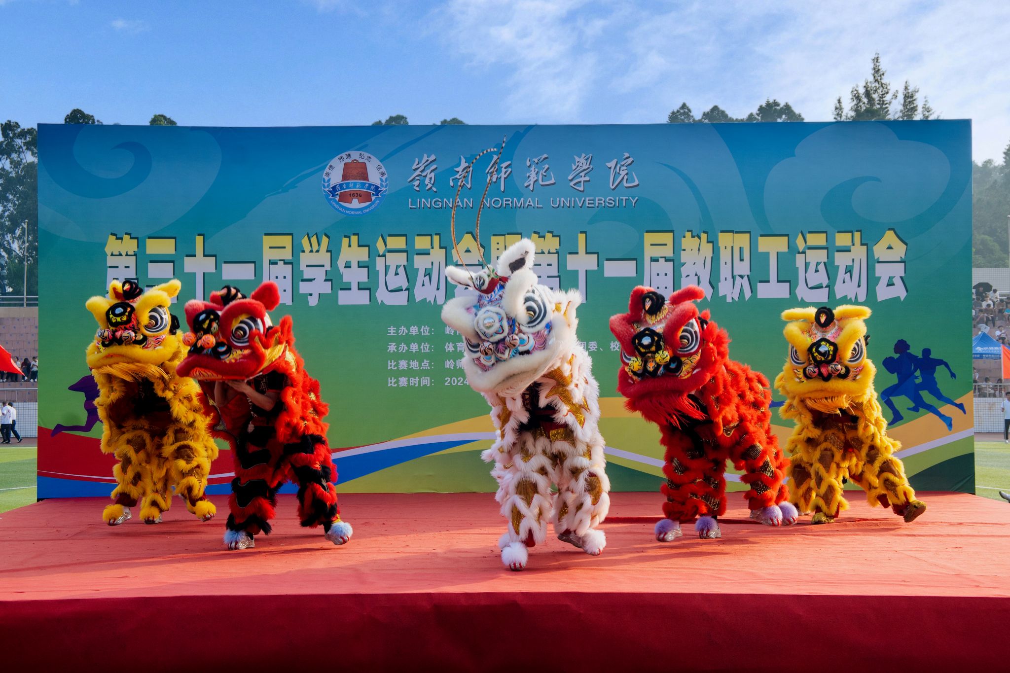 佟烨摄.jpg 佟烨摄.jpg