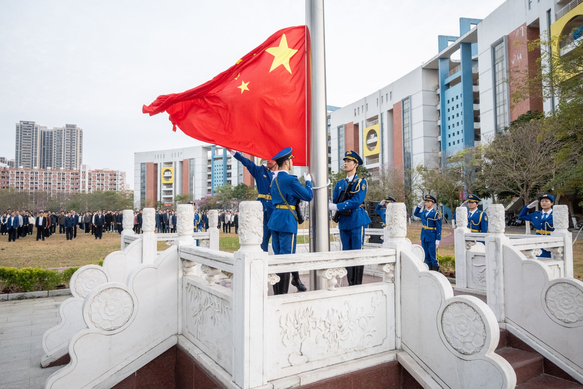 佟烨摄-展旗画面 1 (8).JPG